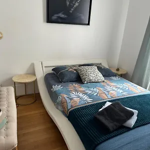 Guest Nearby Champs Elysees Appartement