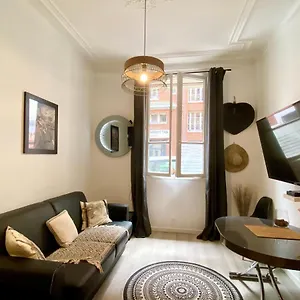 Arc De Triomphe-carnot Luxury&design Appartement
